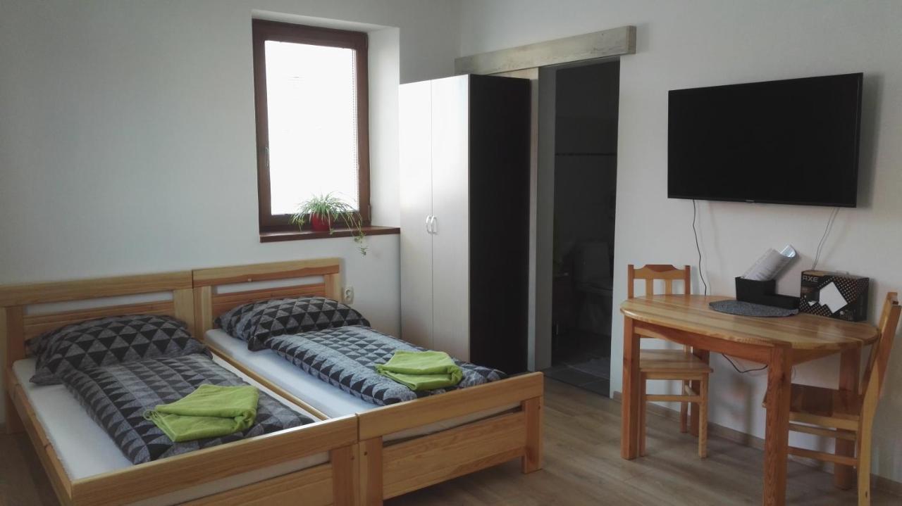 Apartmany Opolany Bagian luar foto