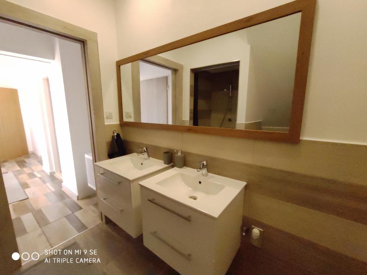 Apartmany Opolany Bagian luar foto