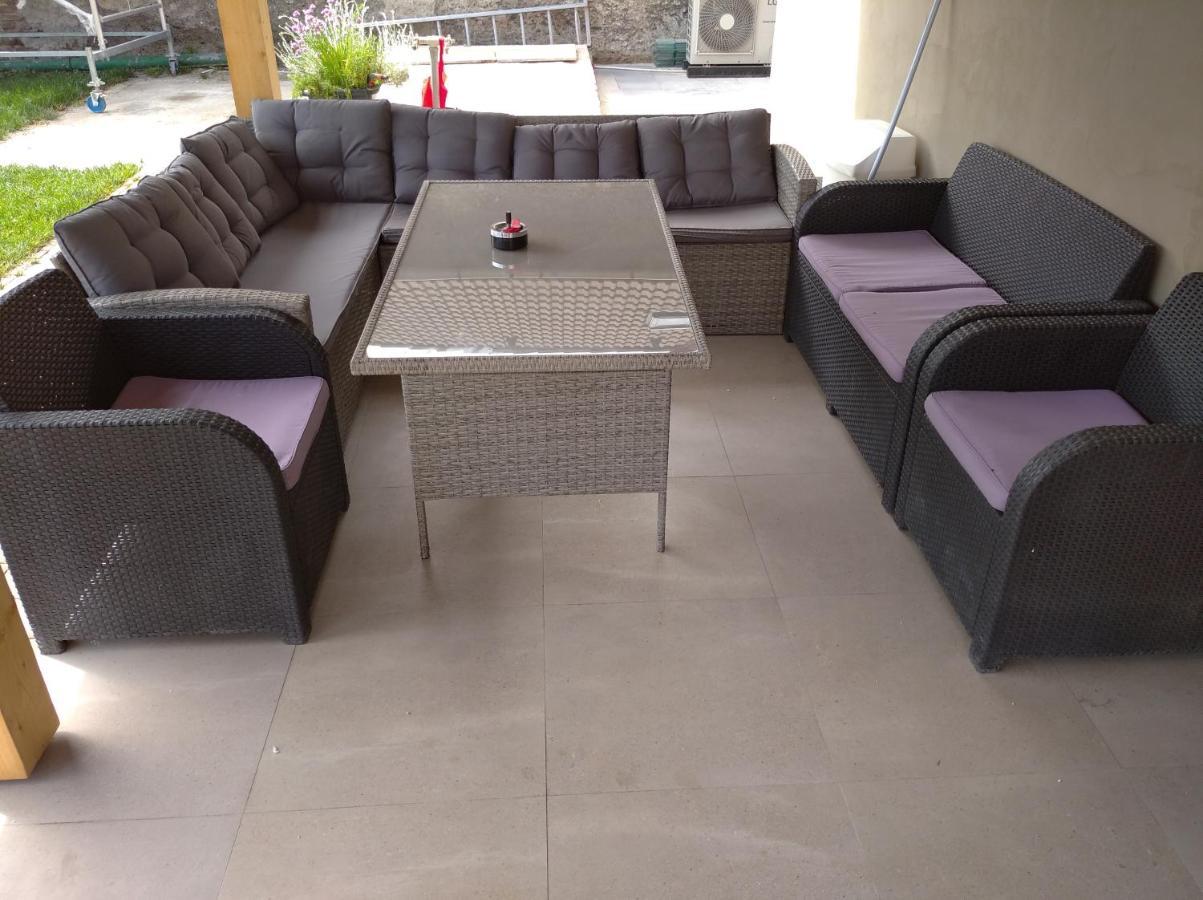 Apartmany Opolany Bagian luar foto