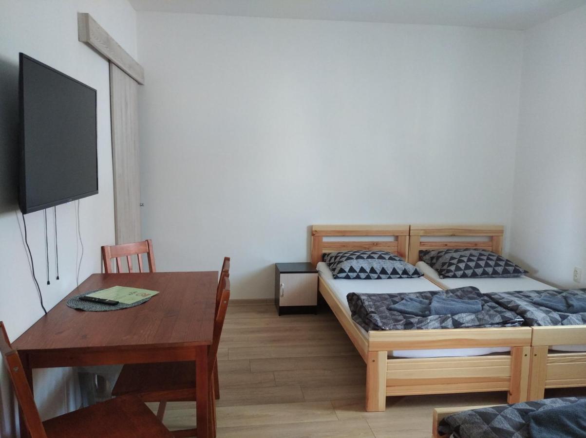 Apartmany Opolany Bagian luar foto